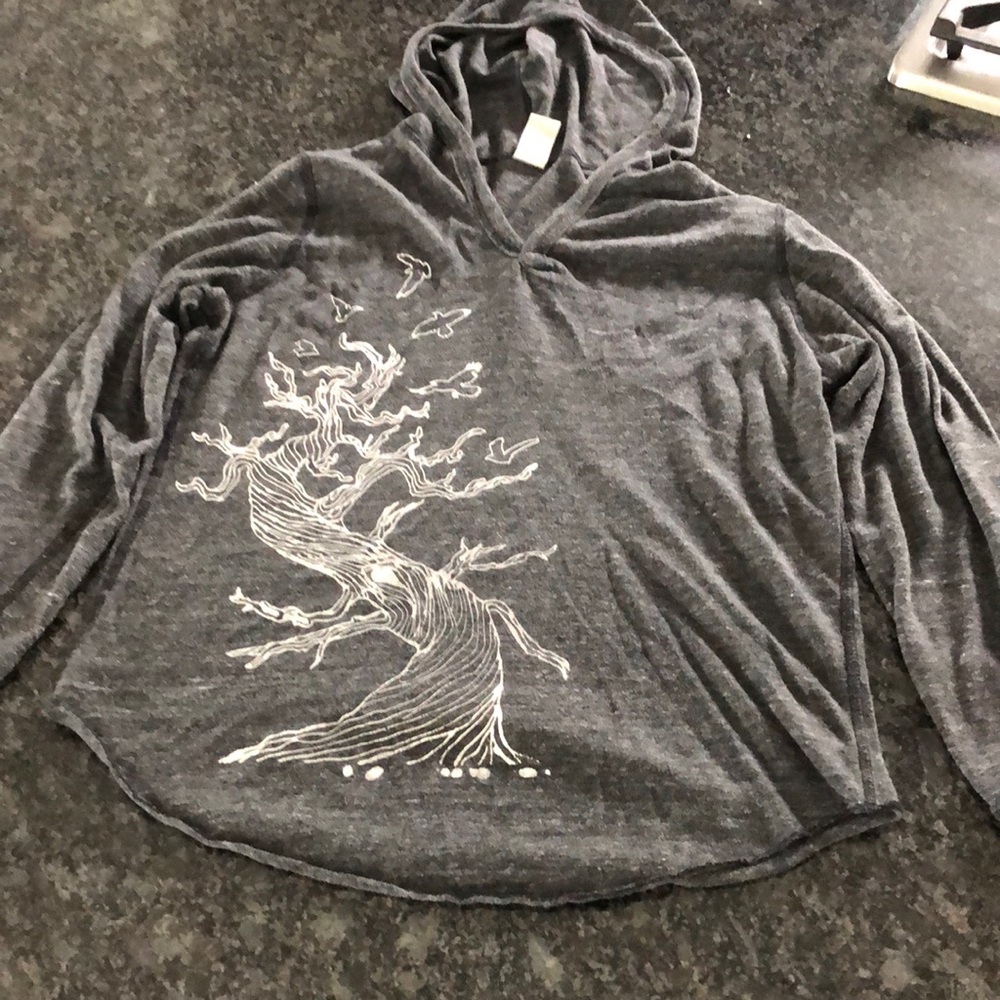 Lightweight hoody